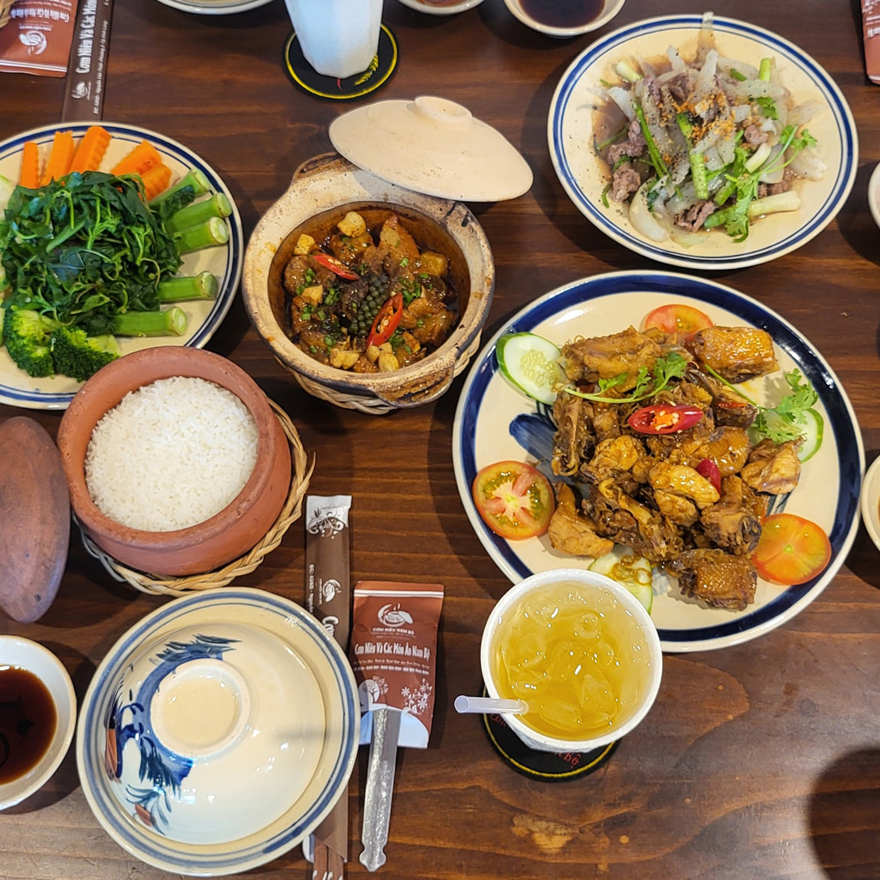 Cơm niêu Nam Bộ (NH Nam Bộ Xưa)