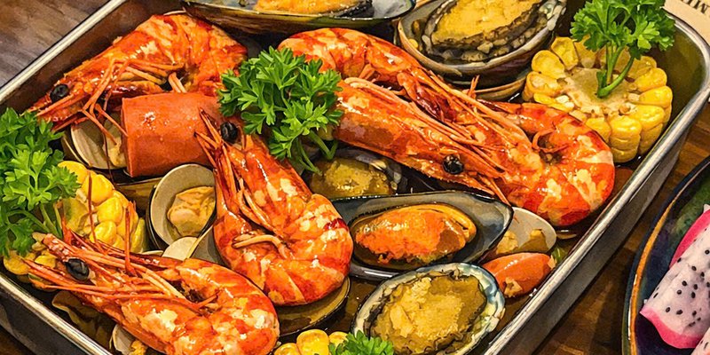 CUA VANG seafood 꾸아방 海鮮餐廳