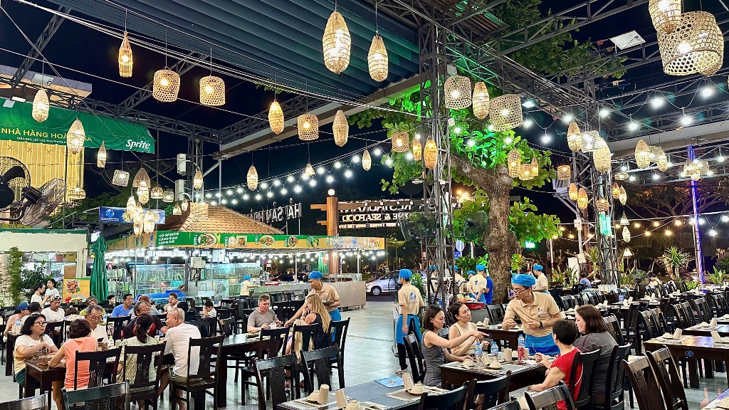 Hoang Sa restaurant - 냐짱 해산물 - 나트랑 해산물 - Seafood Nha Trang - 해산물 요리 - 나트랑 해산물 요리 - Ресторан морепрод
