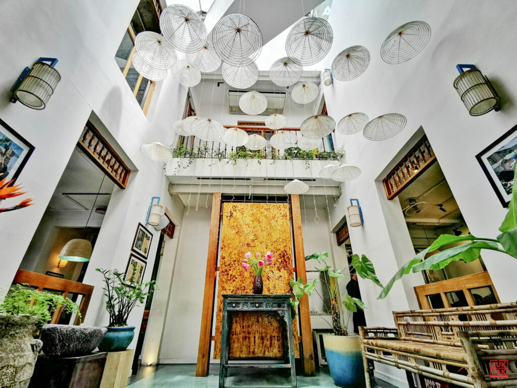 Luk Lak Vietnamese Restaurant