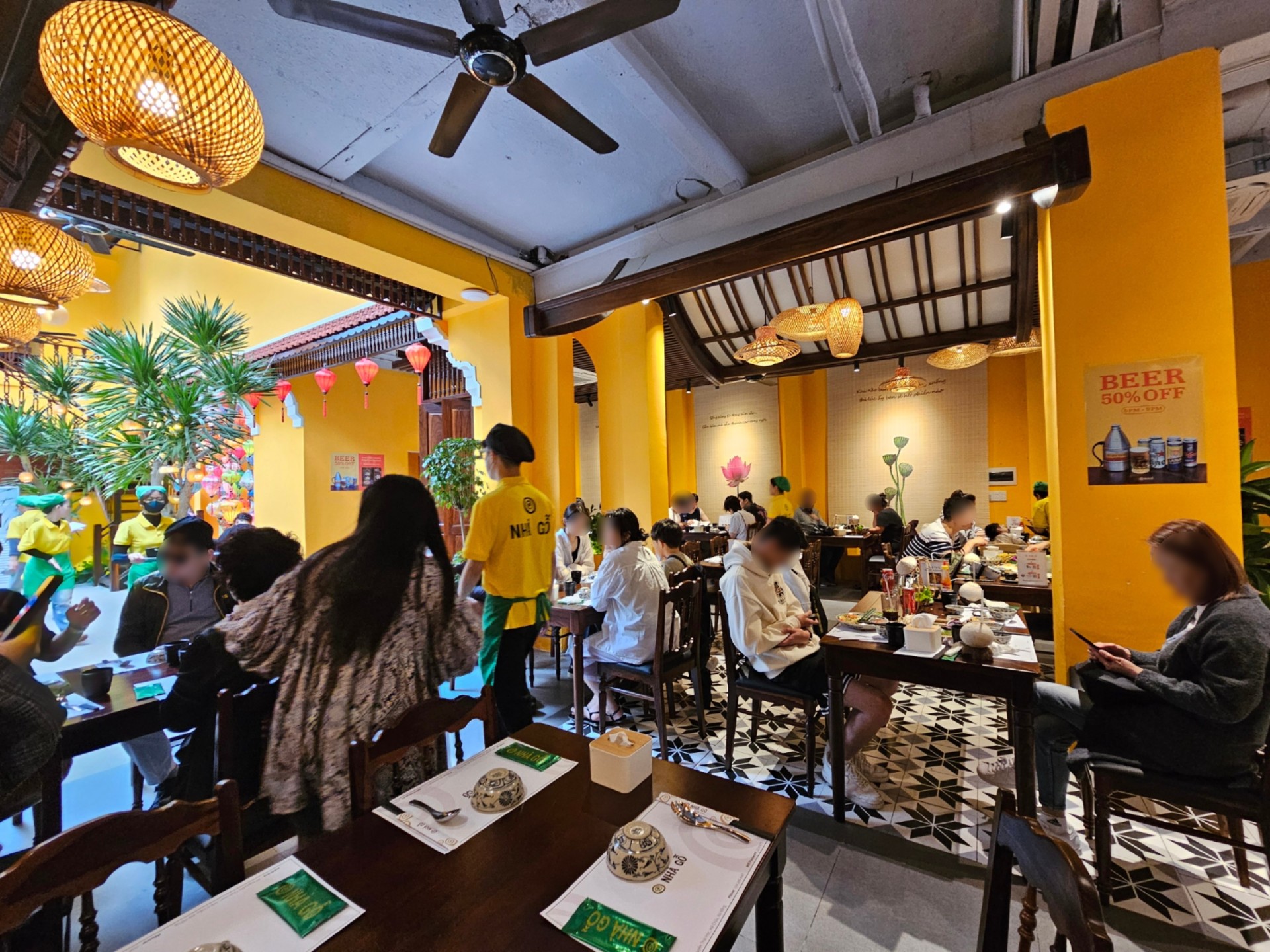 Nhà hàng Nhà Gỗ Việt Đà Nẵng