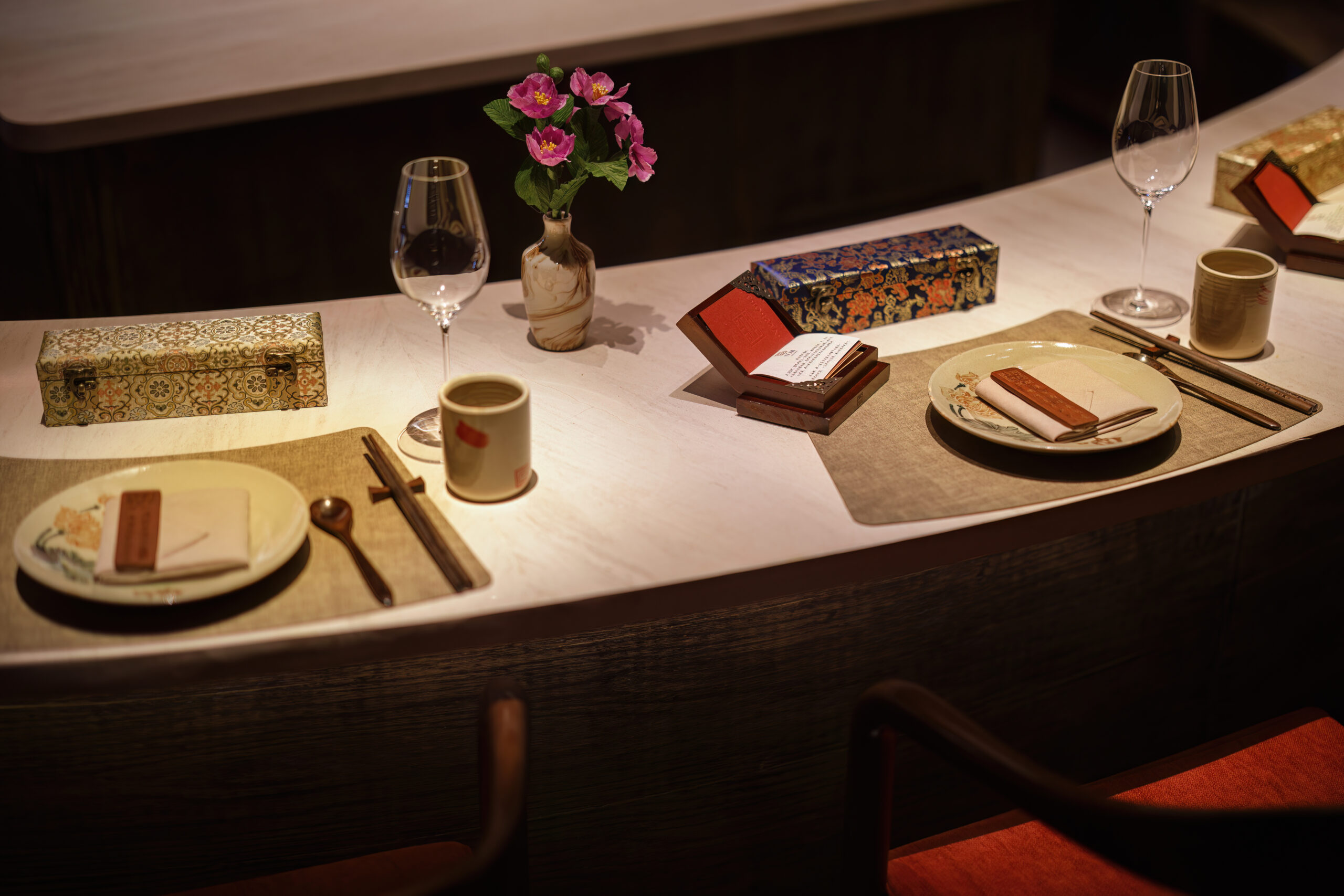 NÔM Dining