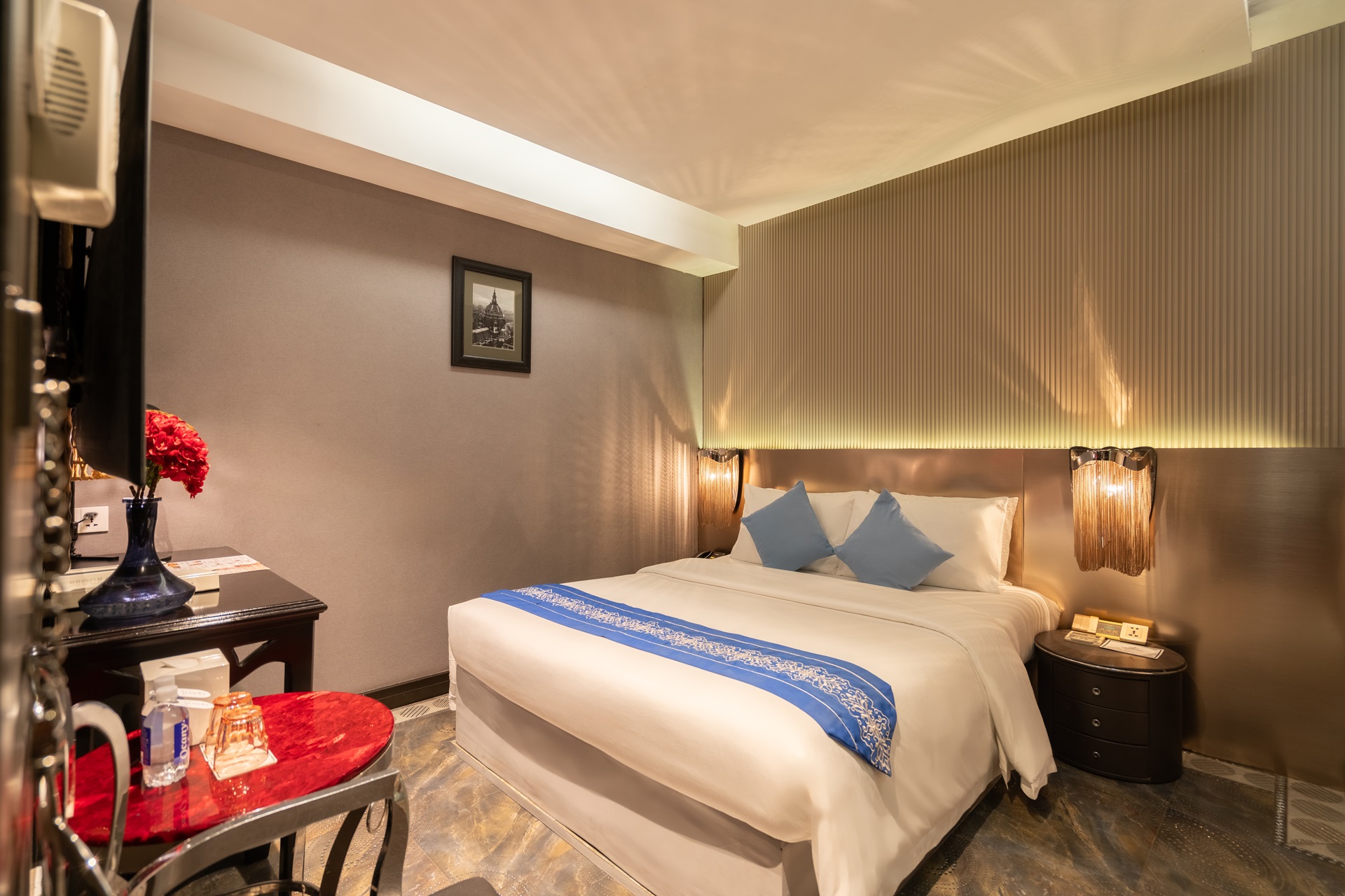 A&EM Saigon Hotel 5