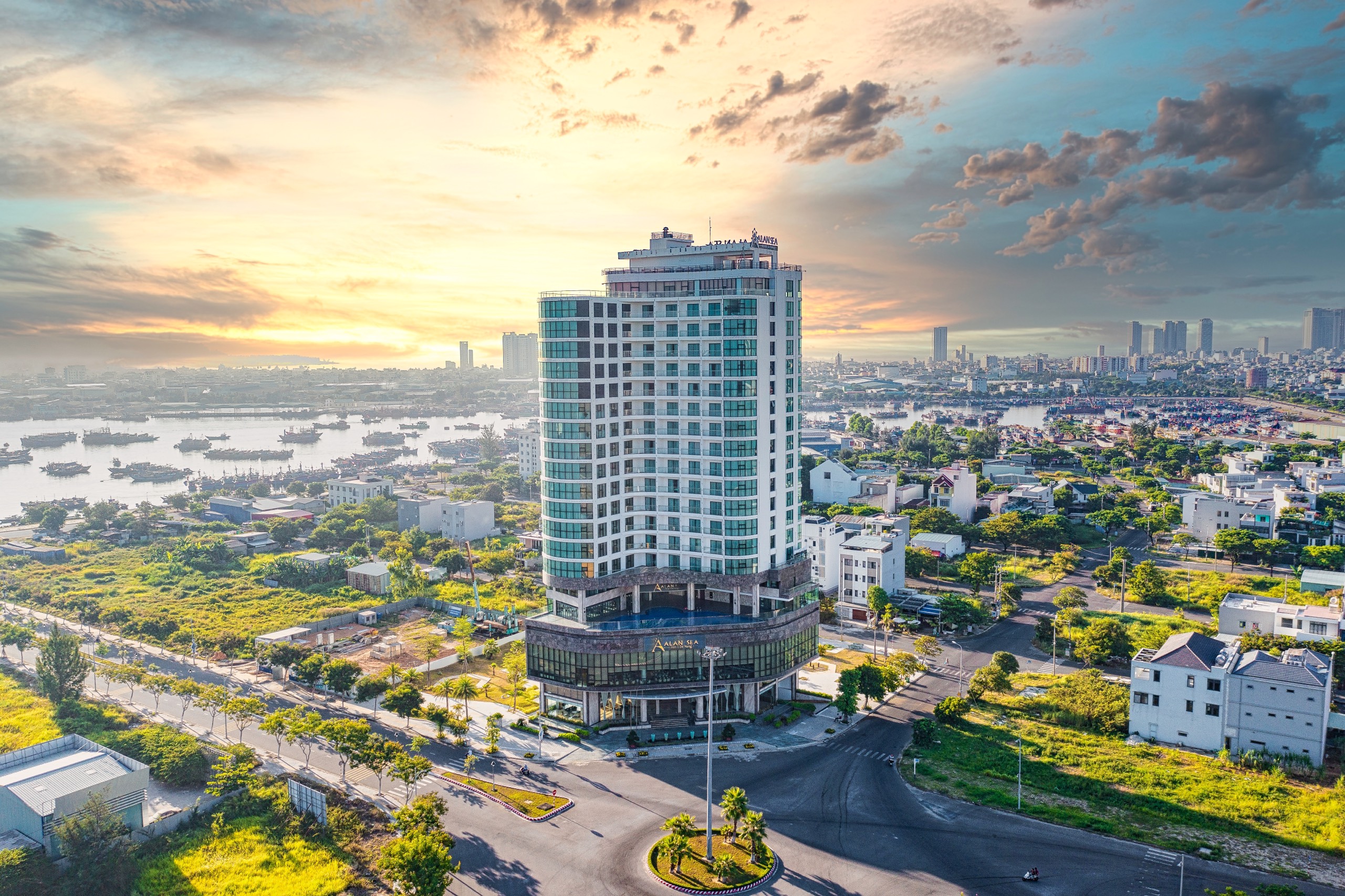 Alansea Hotel