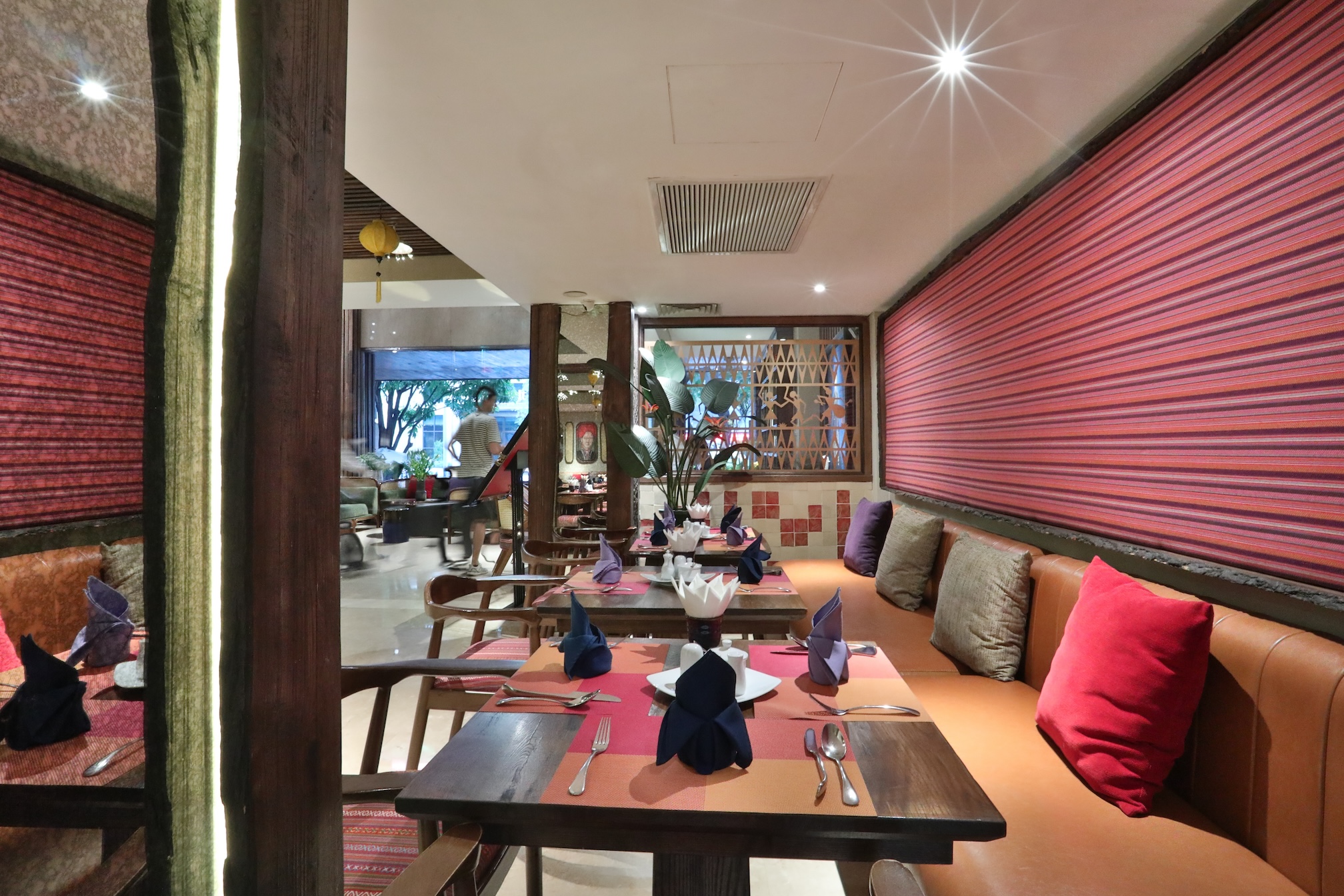 AU LAC LEGEND HOTEL 5