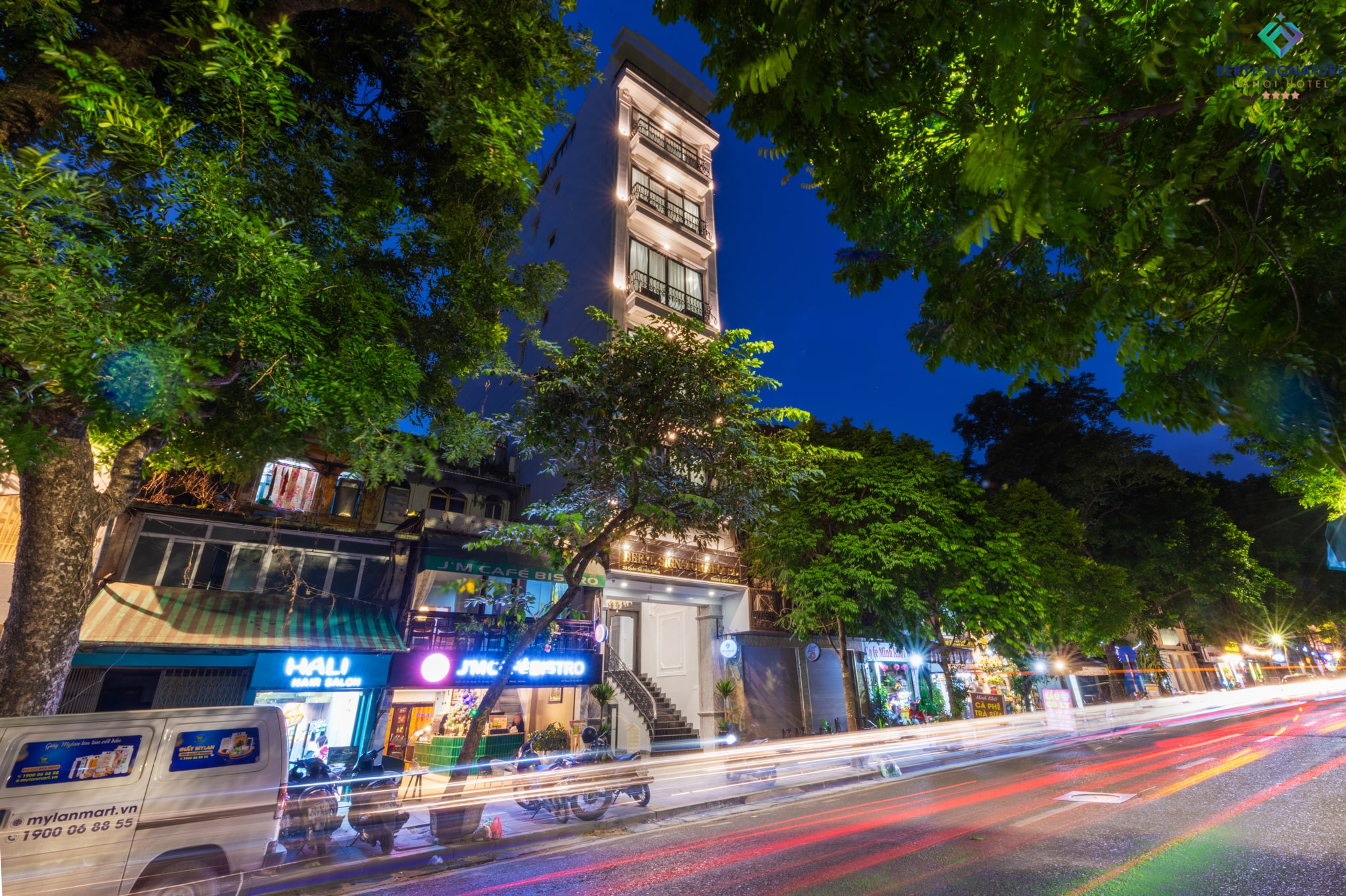 Avani Central Hotel
