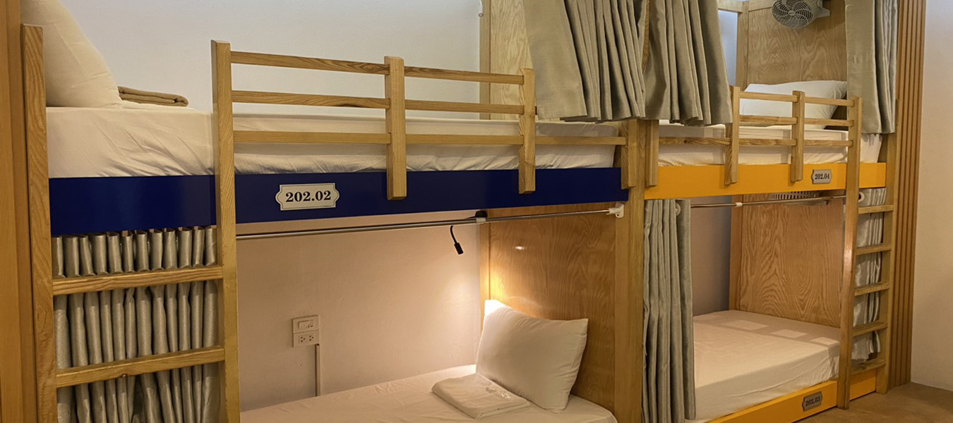 Awesome Hanoi Hostel & Rooftop View 3