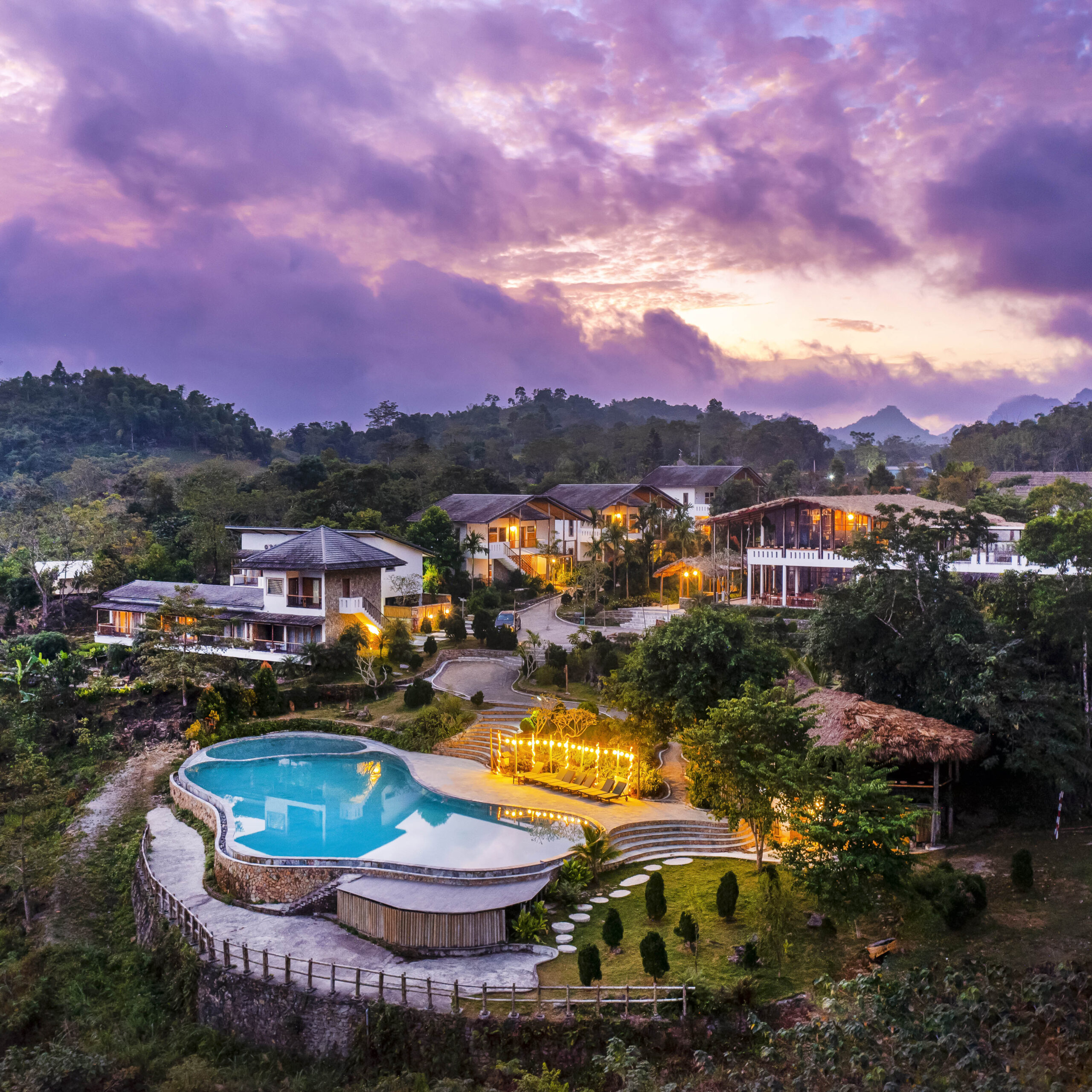 Ba Khan Village Resort