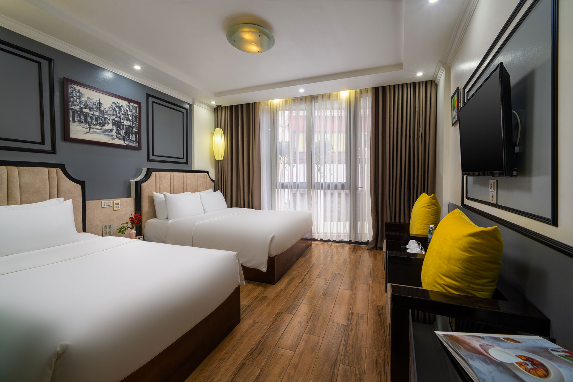 Bella Premier Hotel & Rooftop Skybar 2