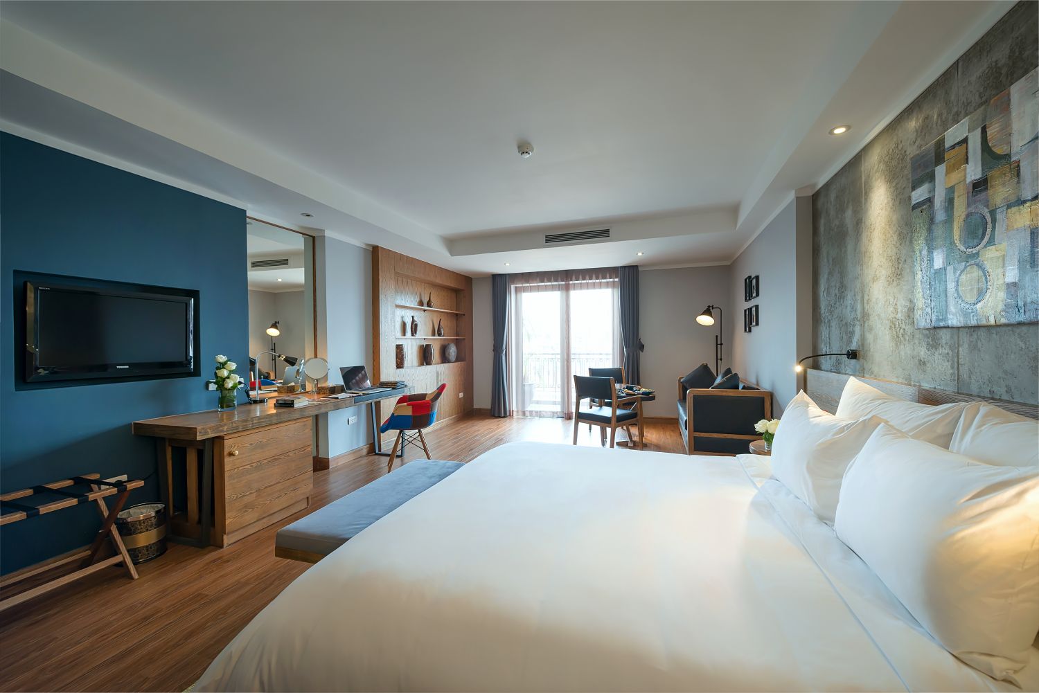 Bespoke Trendy Hotel Hanoi 5