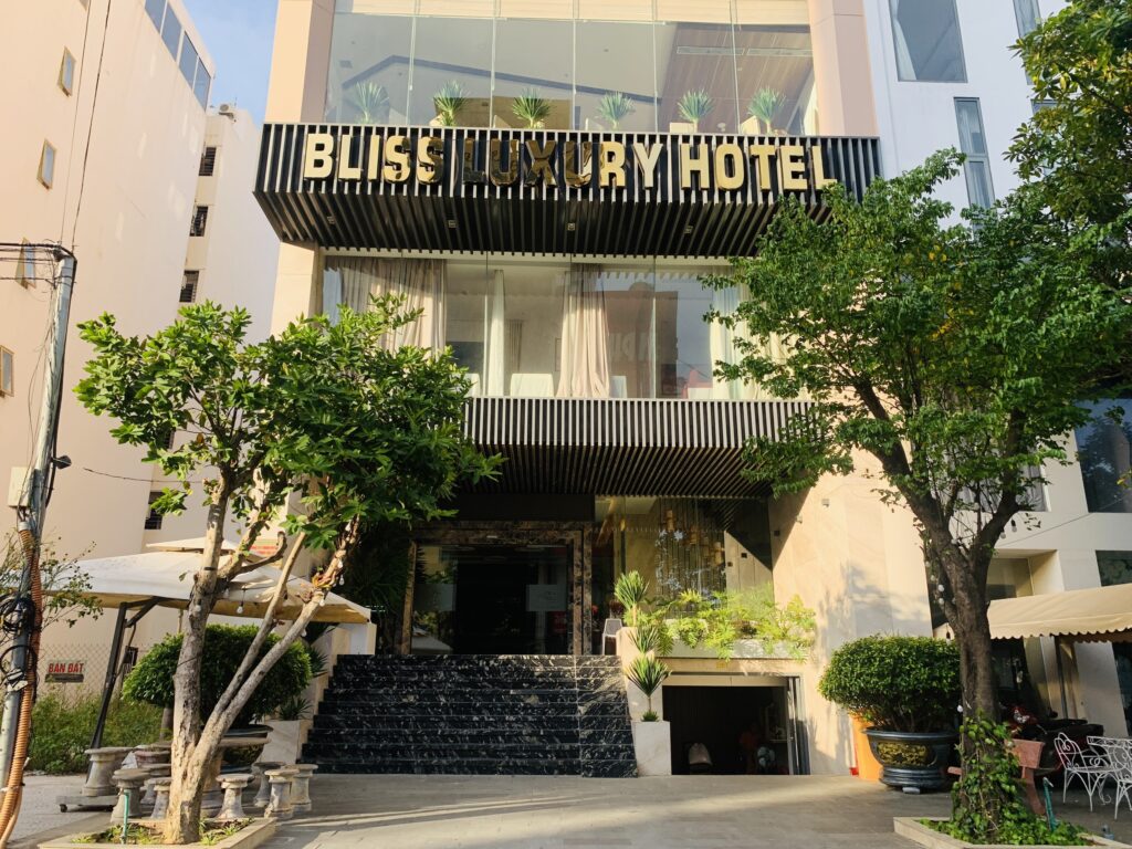Bliss Luxury Hotel & Spa Da Nang