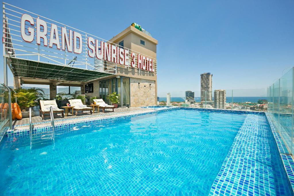 Bliss Luxury Hotel & Spa Da Nang 2