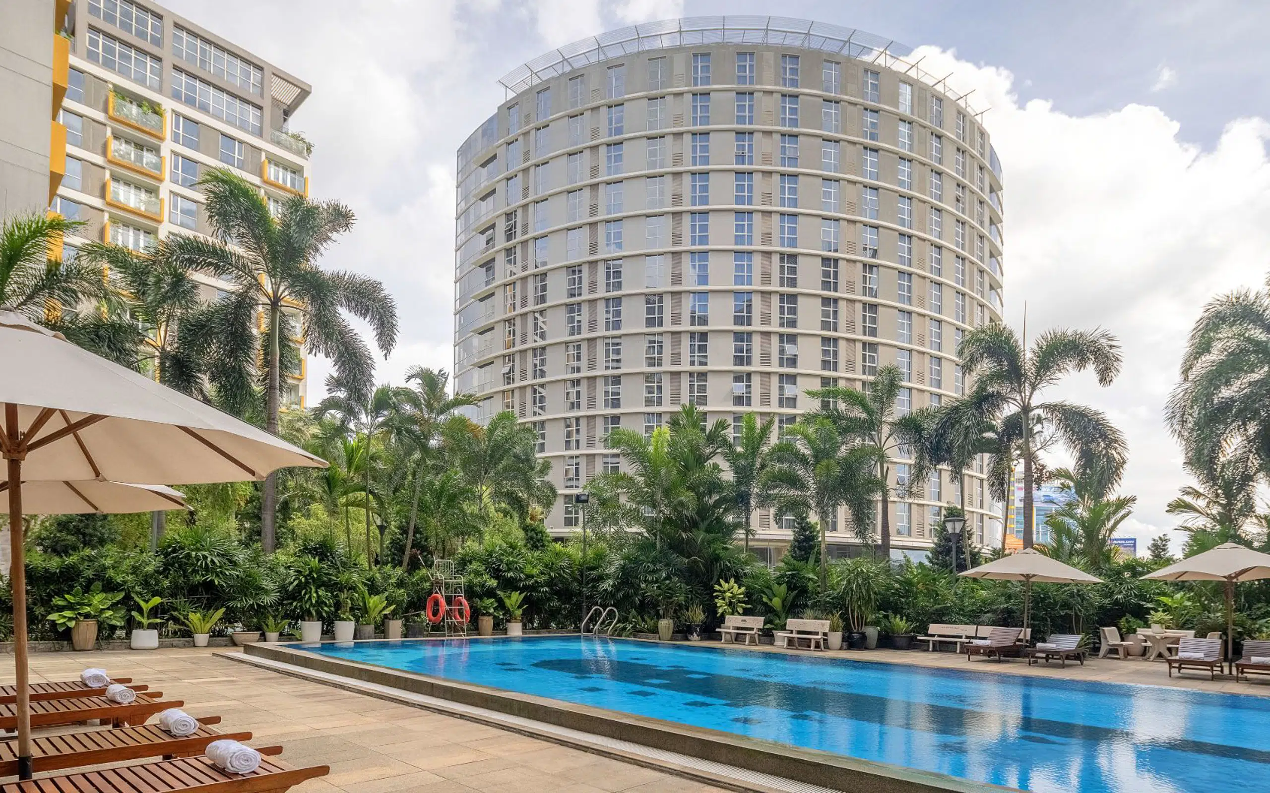 Bluesky Serviced Apartment Airport Plaza 4