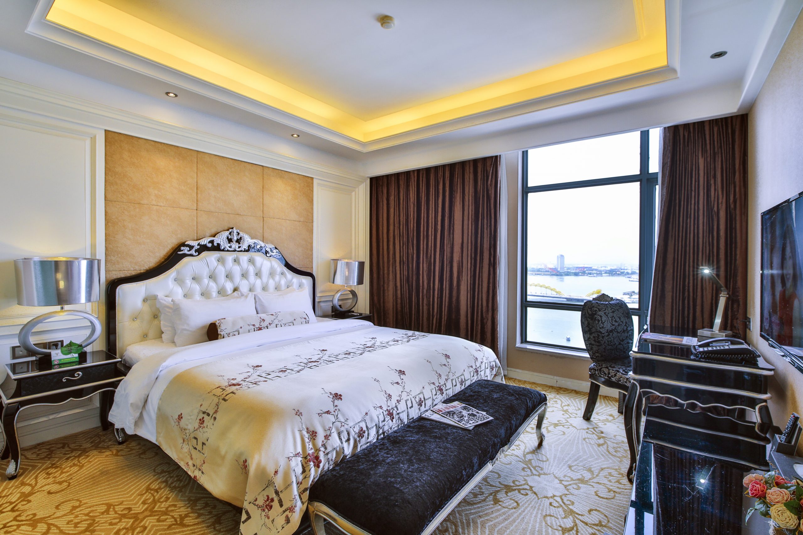 Brilliant Hotel 3