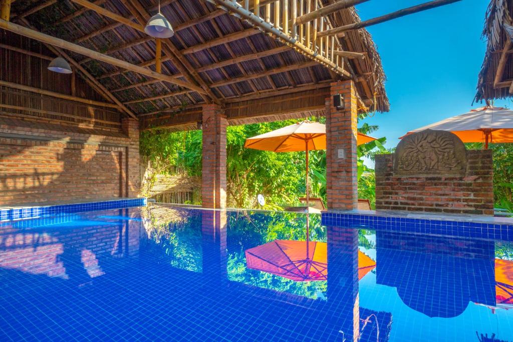 Calm House Hotel Hoi An 2