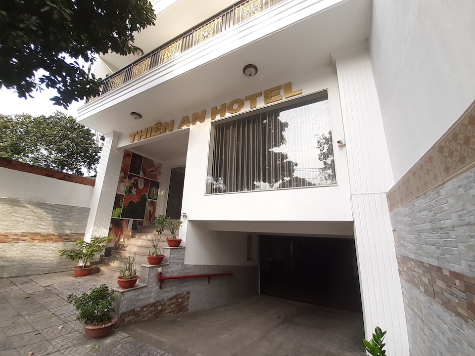 Capital O 1221 Thien An Hotel 2