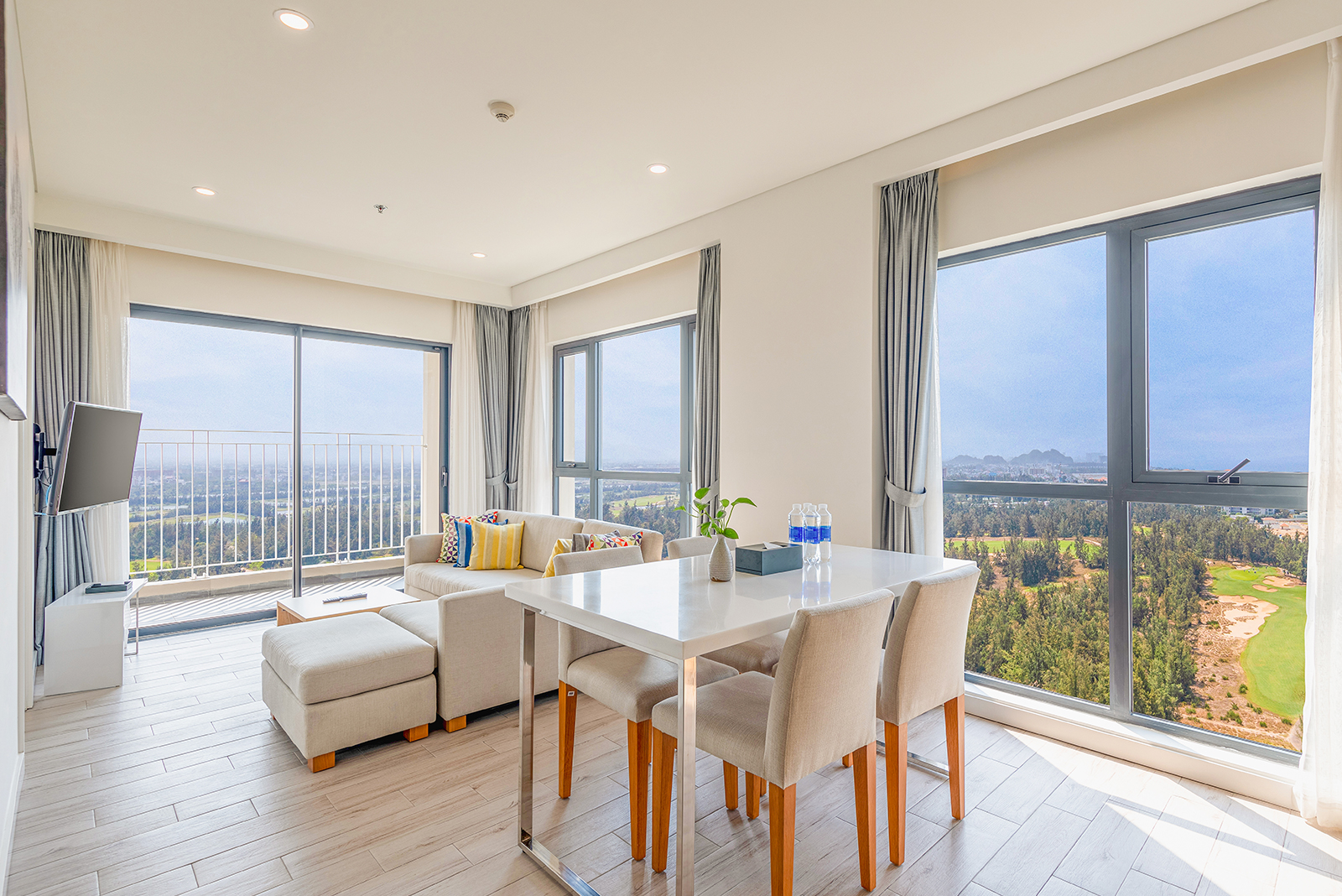 Carinae Danang Hotel 4