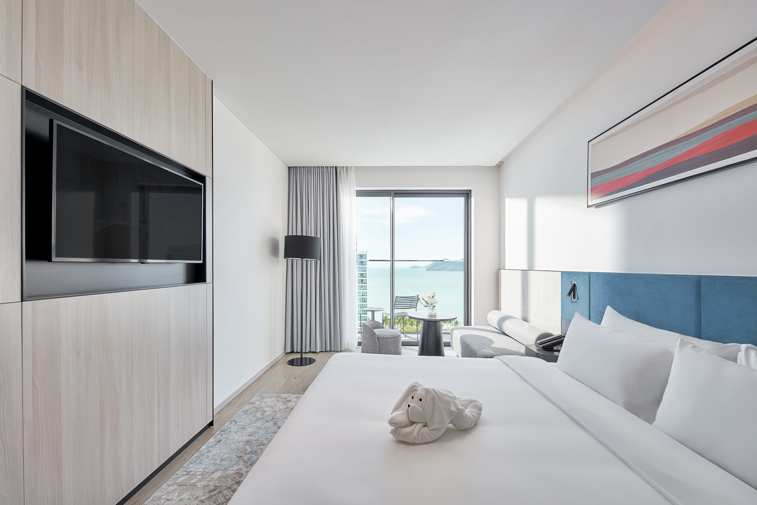 December Hotel 2