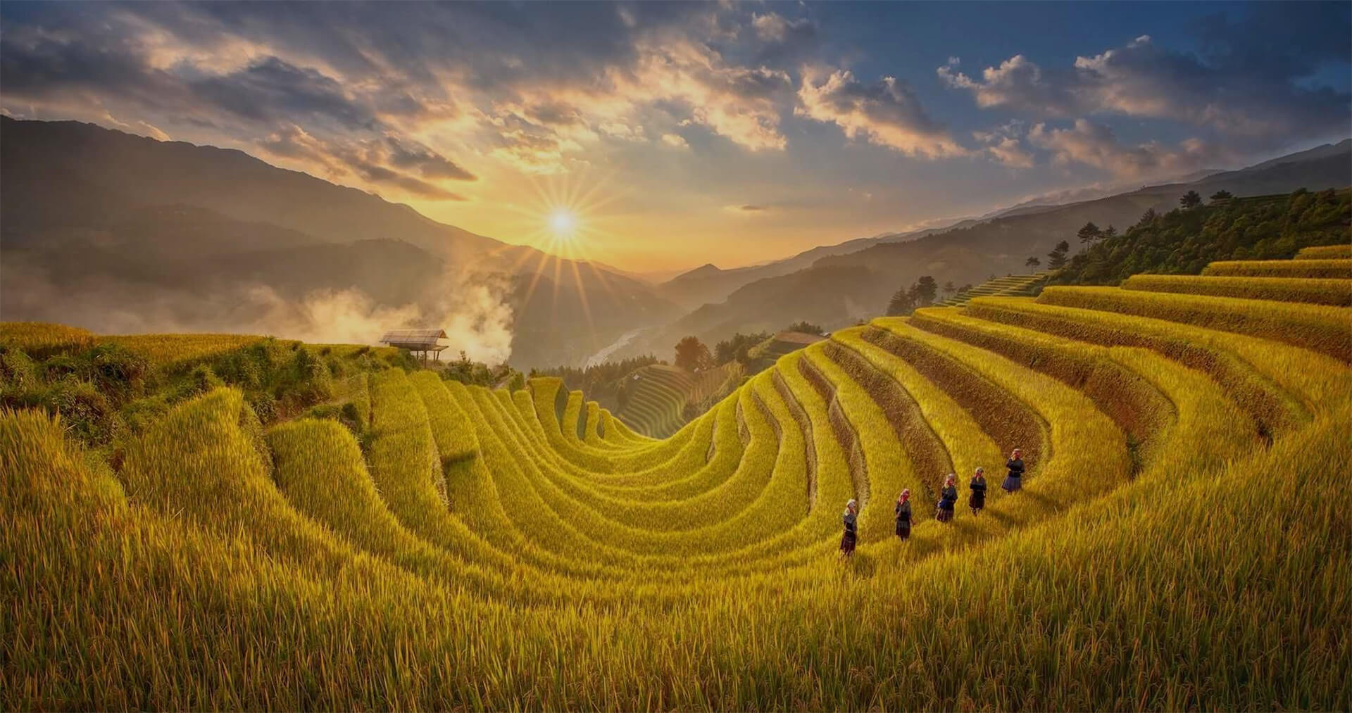 DeLaMont Sapa Hotel
