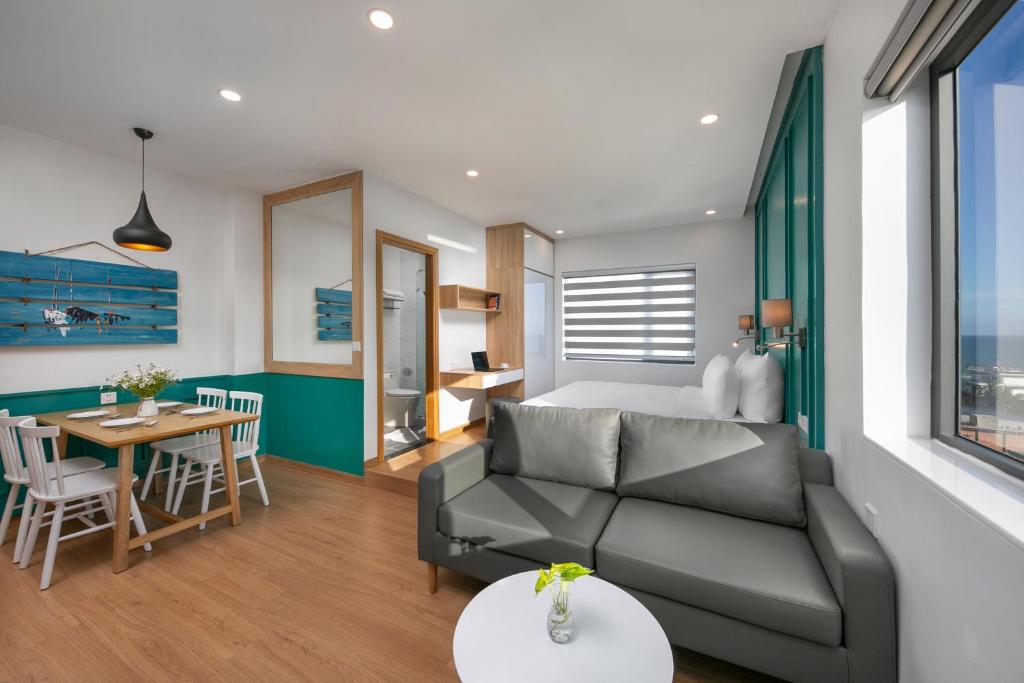 Dolphin Hotel and Apartment 3