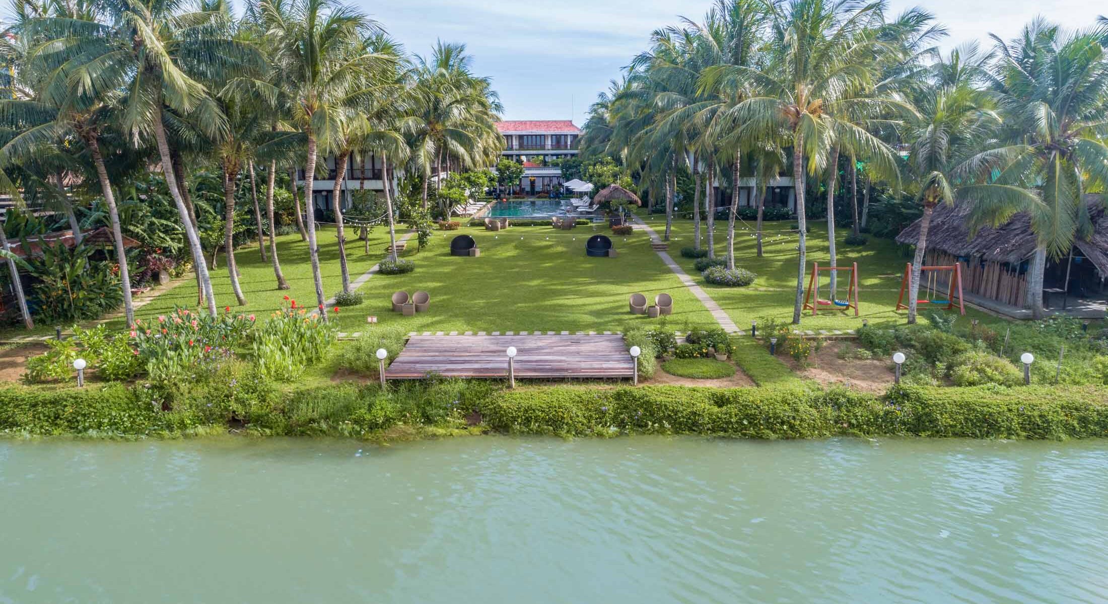 Emerald Hoi An Riverside Resort 3
