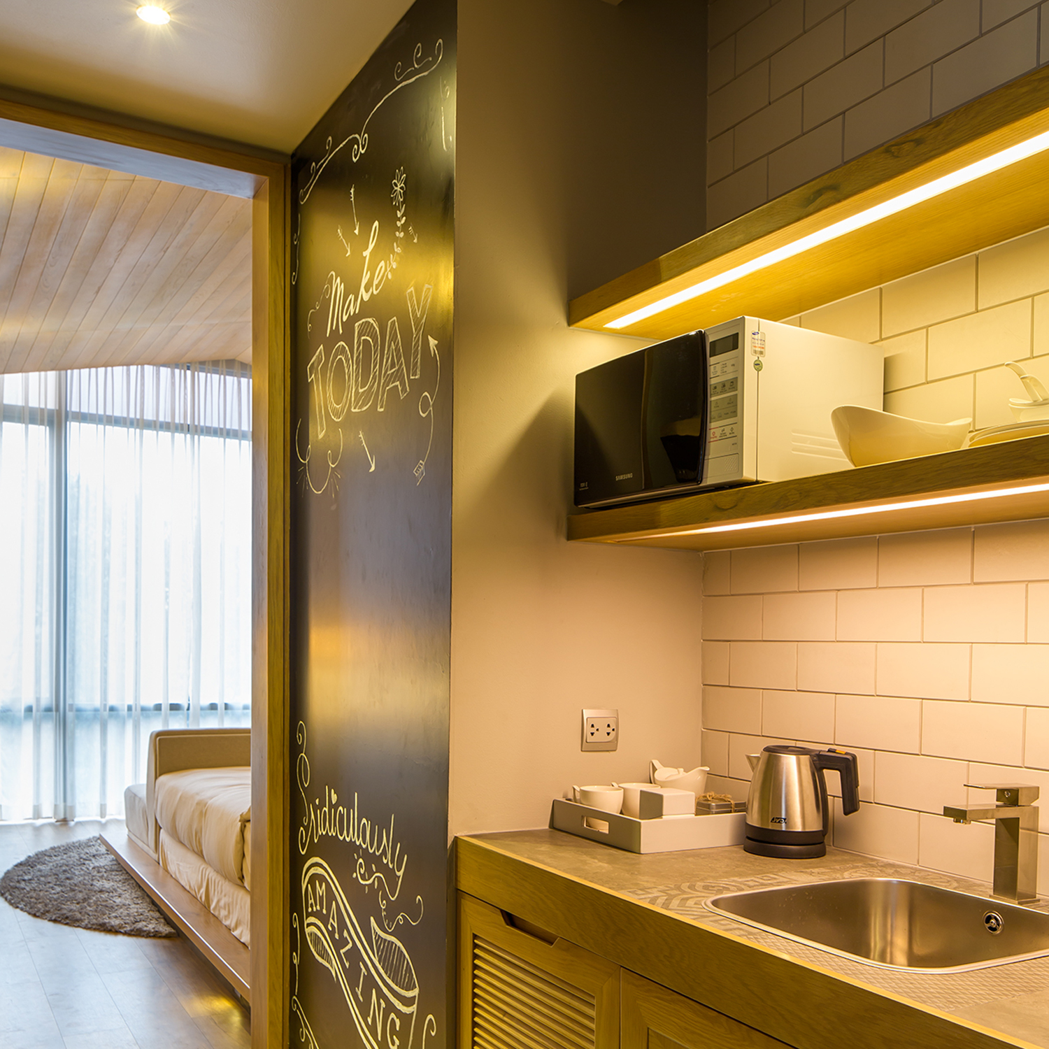 Fusion Suites Sai Gon 3
