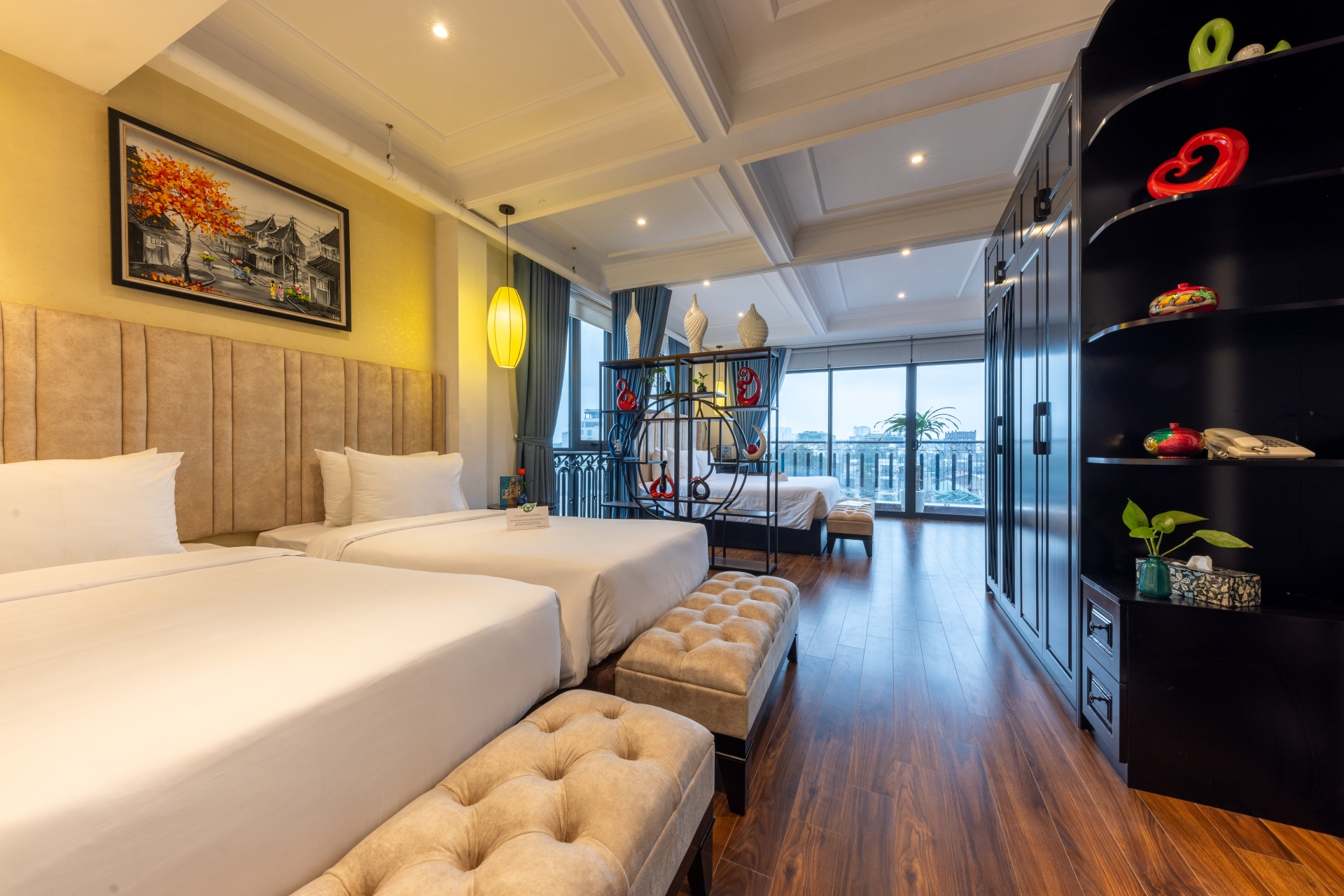Golden Legend Boutique Hotel