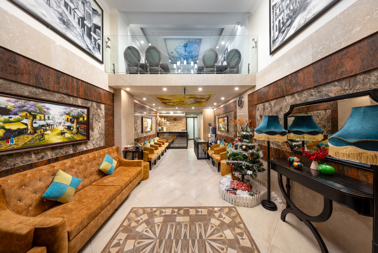 Golden Legend Palace Hotel