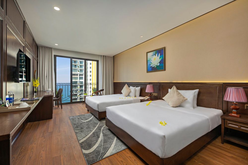 Golden Lotus Hotel Da Nang 3