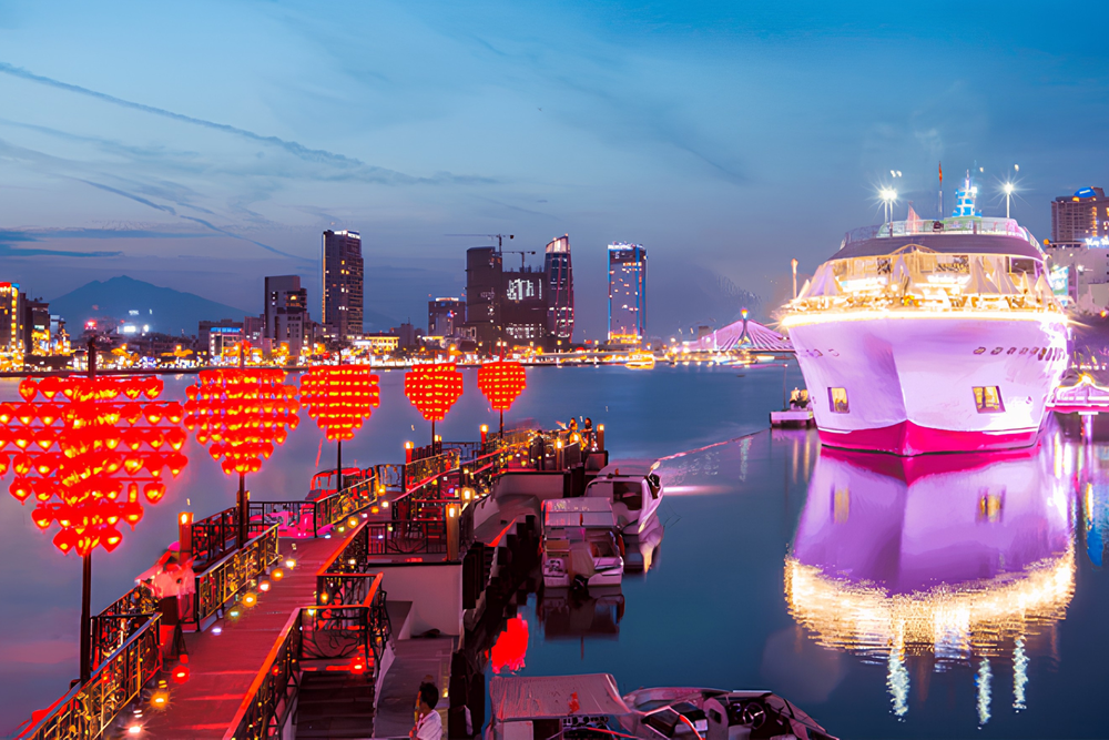 Golden Lotus Hotel Da Nang 4