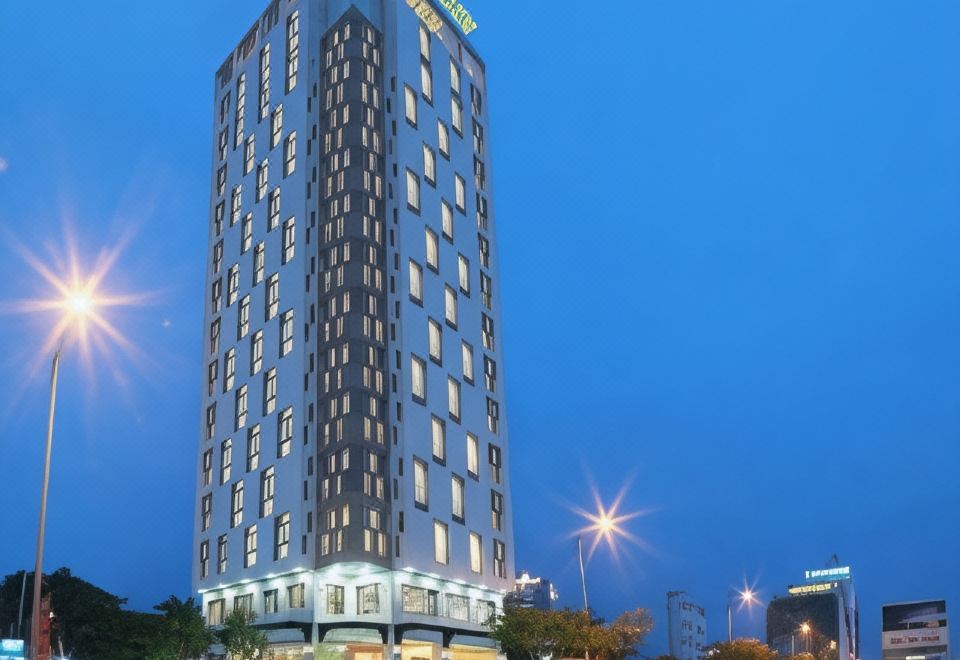 Golden Sun Hotel Đà Nẵng