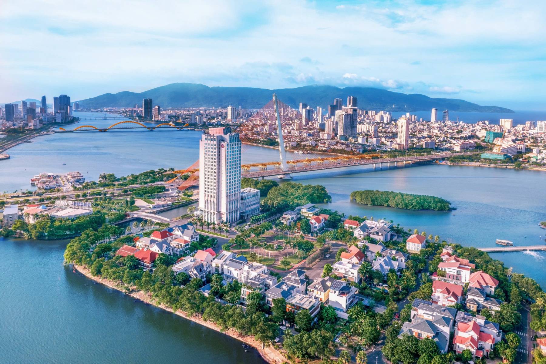 Grand Mercure Danang 2