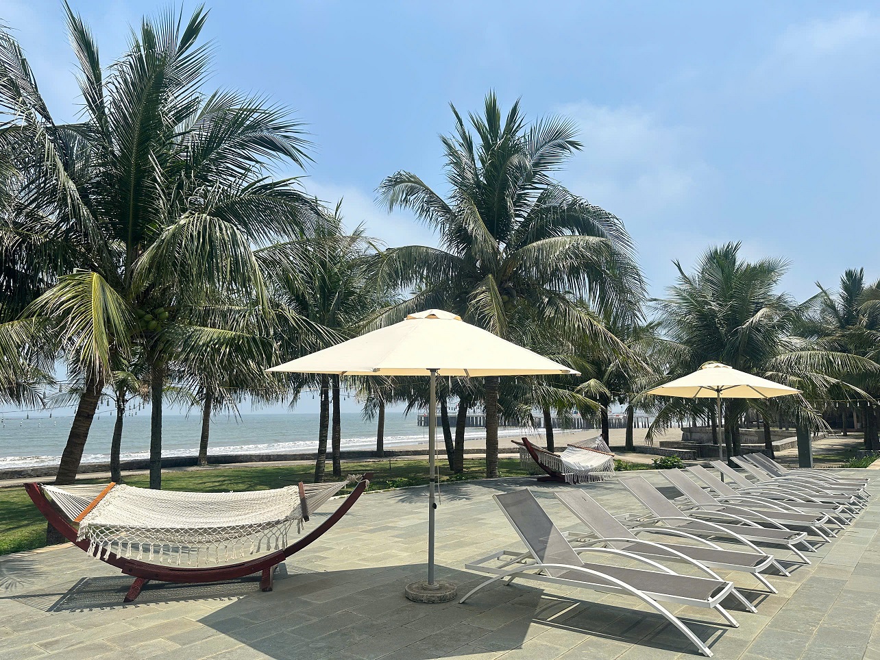 Hải Tiến Resort - Biển Hải Tiến