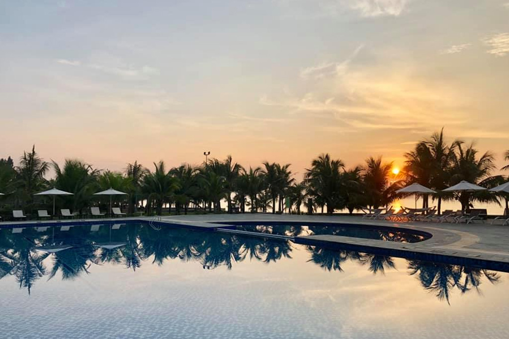Hải Tiến Resort - Biển Hải Tiến 2