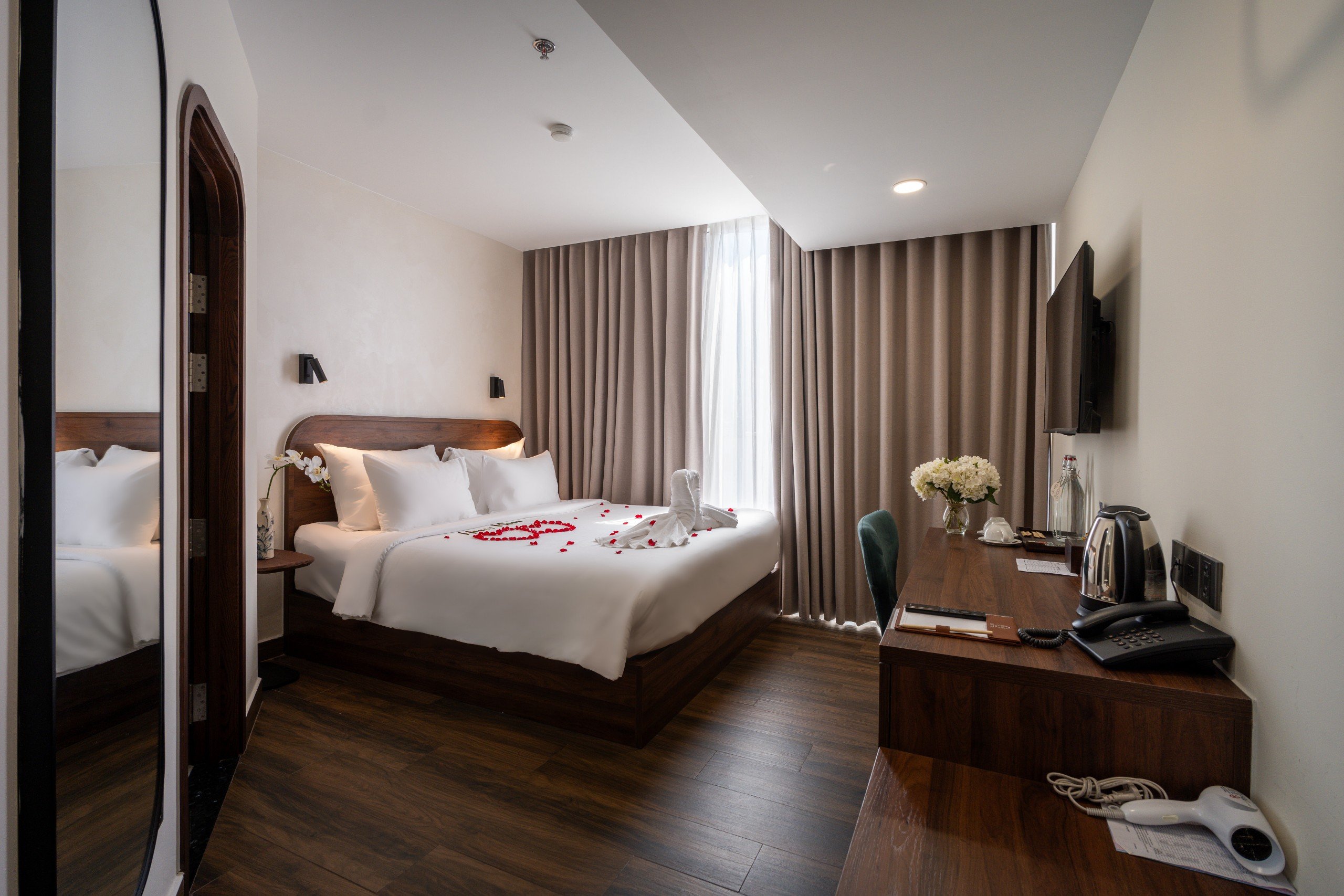 Hato Saigon Boutique Hotel & Rooftop 3