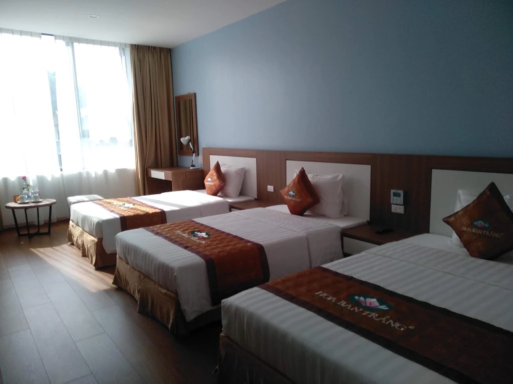 Hoa Ban Trắng Hotel 4