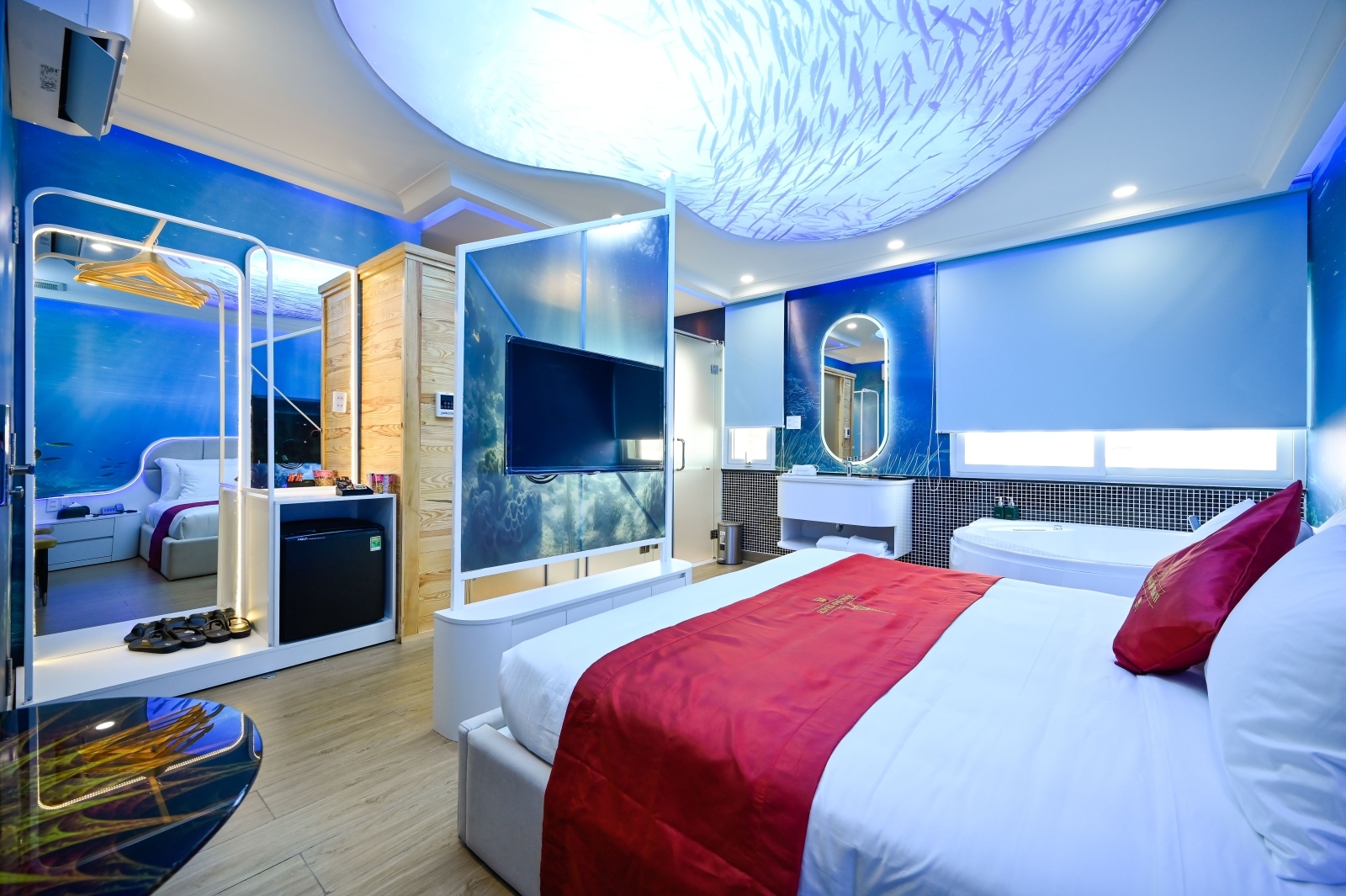 HỒNG BẢO THẠCH HOTEL