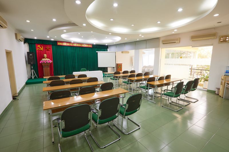 Khách sạn 1A Tăng Bạt Hổ 4