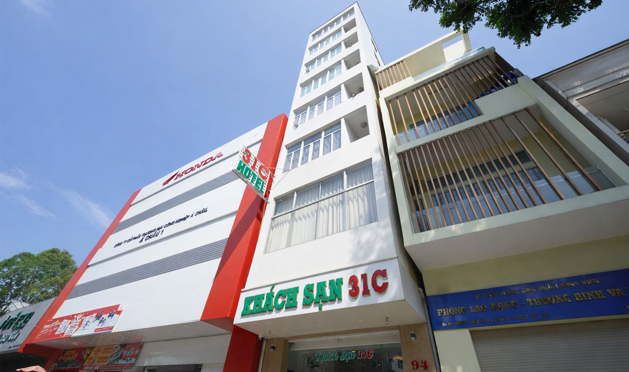 KHÁCH SẠN 31C
