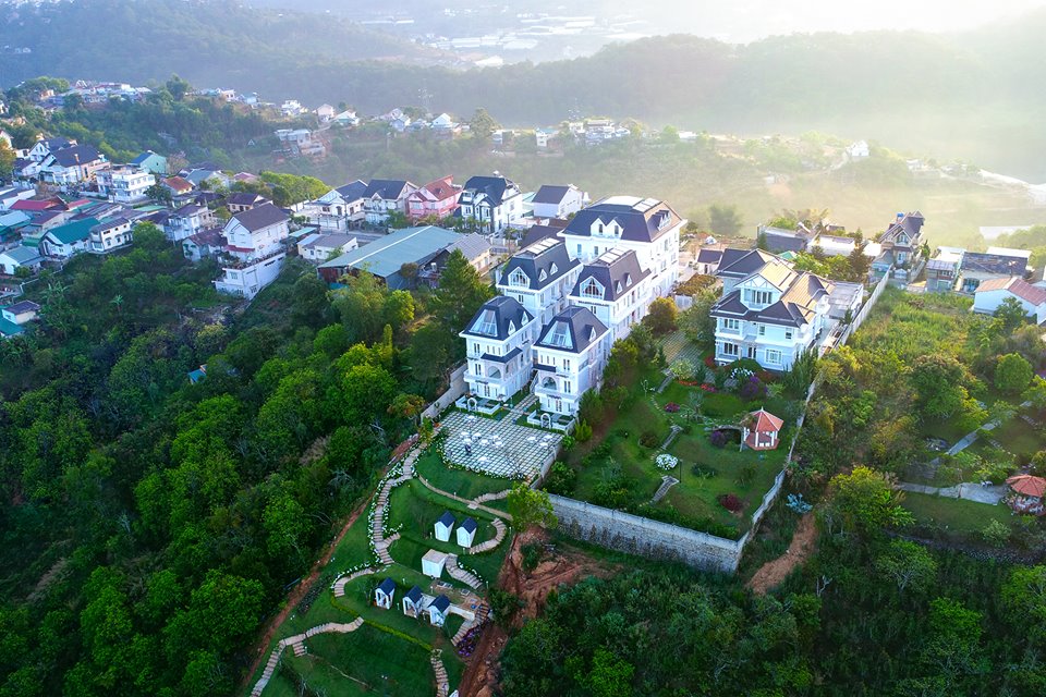 Khách Sạn Dalat De Charme Village 2