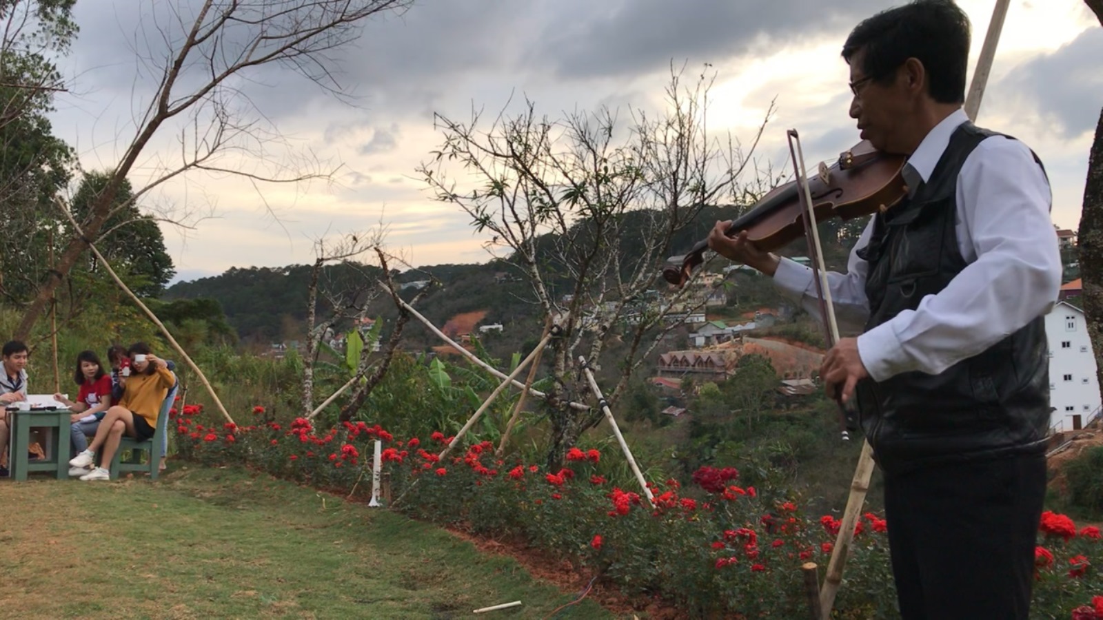 Khách Sạn Dalat De Charme Village 4