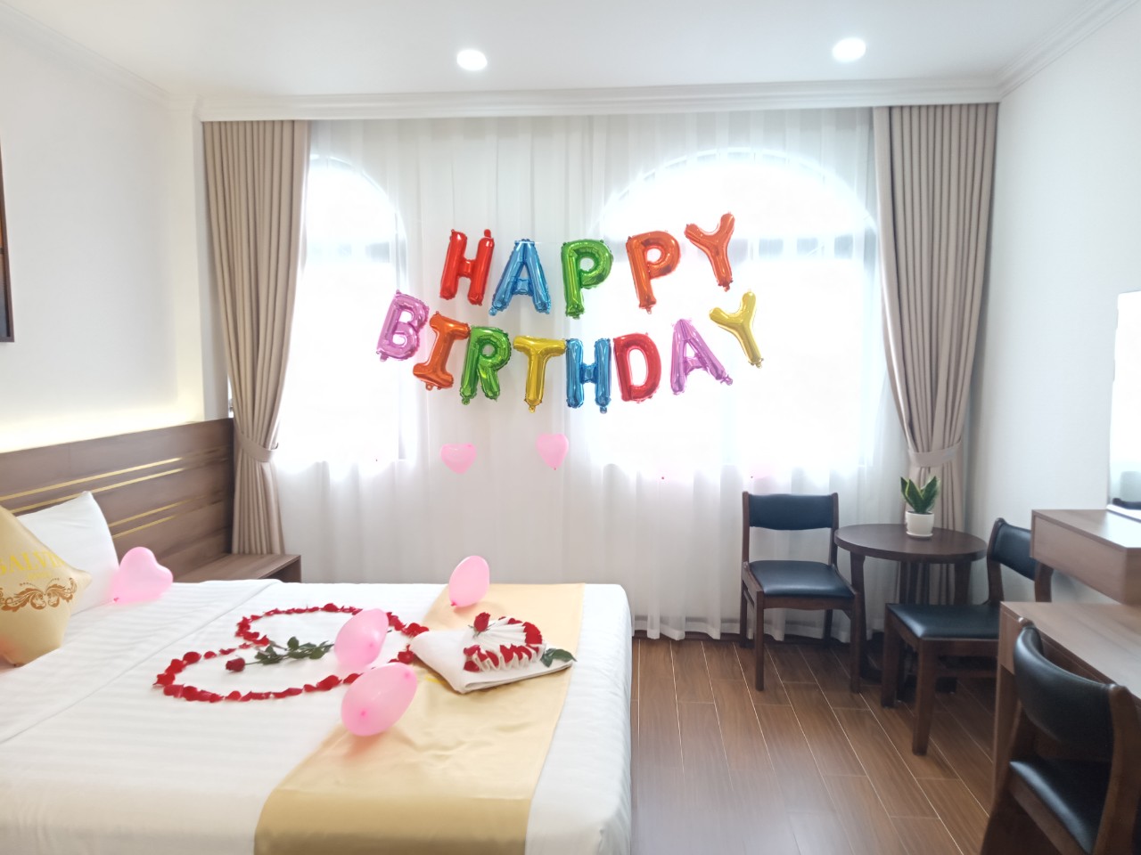 Khách sạn Galvin Sầm Sơn 4
