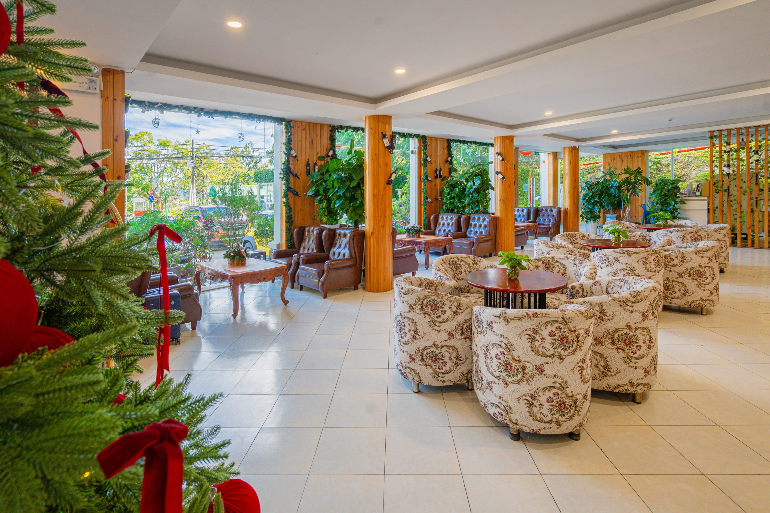 Khách sạn Ngọc Phát Đà Lạt 4