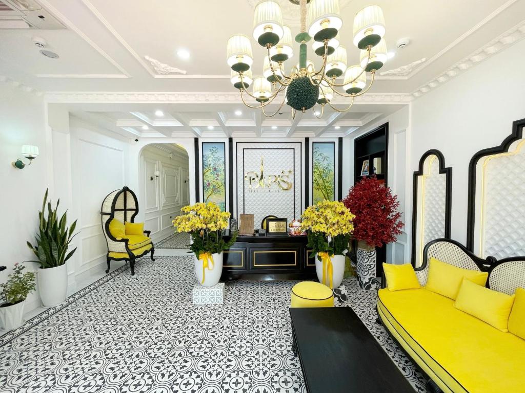 Khách Sạn Paris Hôtel & Café