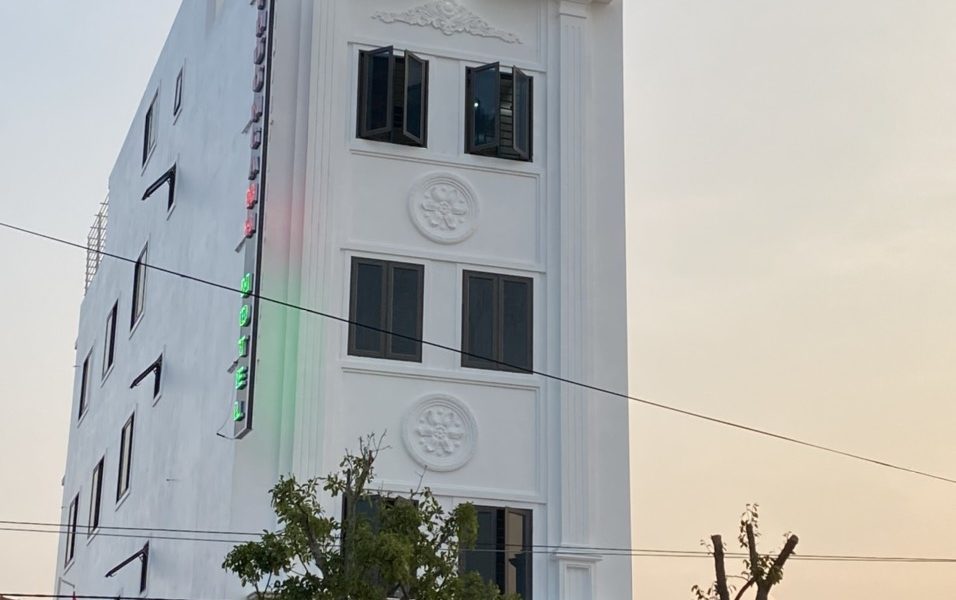 Khách sạn Thiên Cầm Phương Anh
