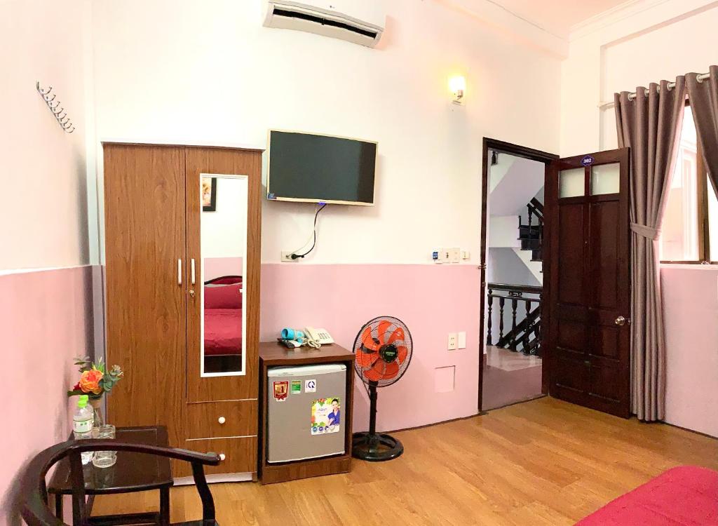 KLy Hotel 2