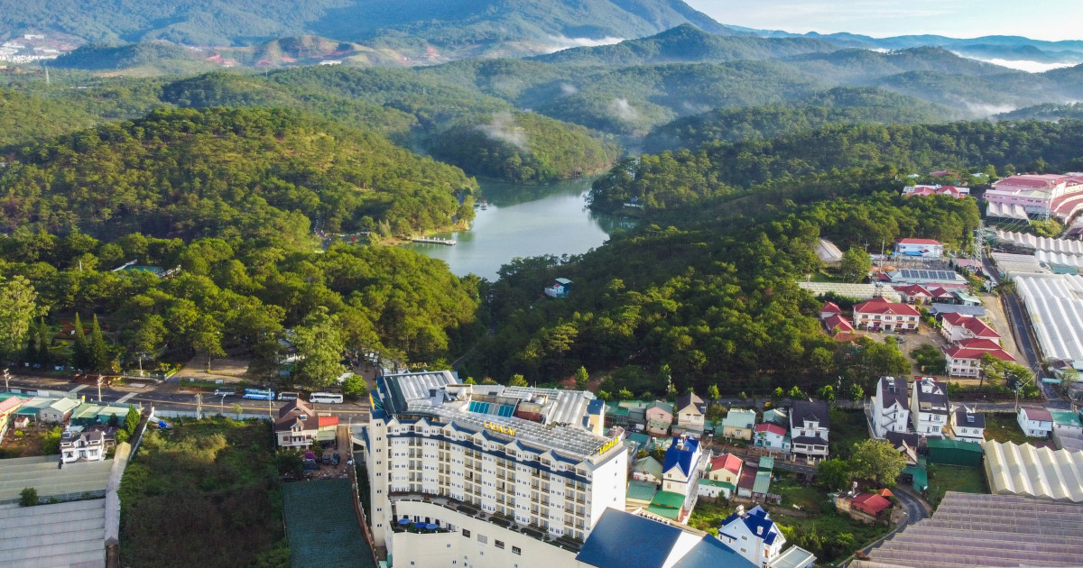 Ladalat Hotel