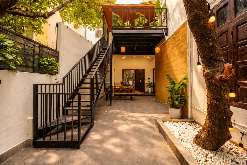 Ladi Homestay Cửa Nam