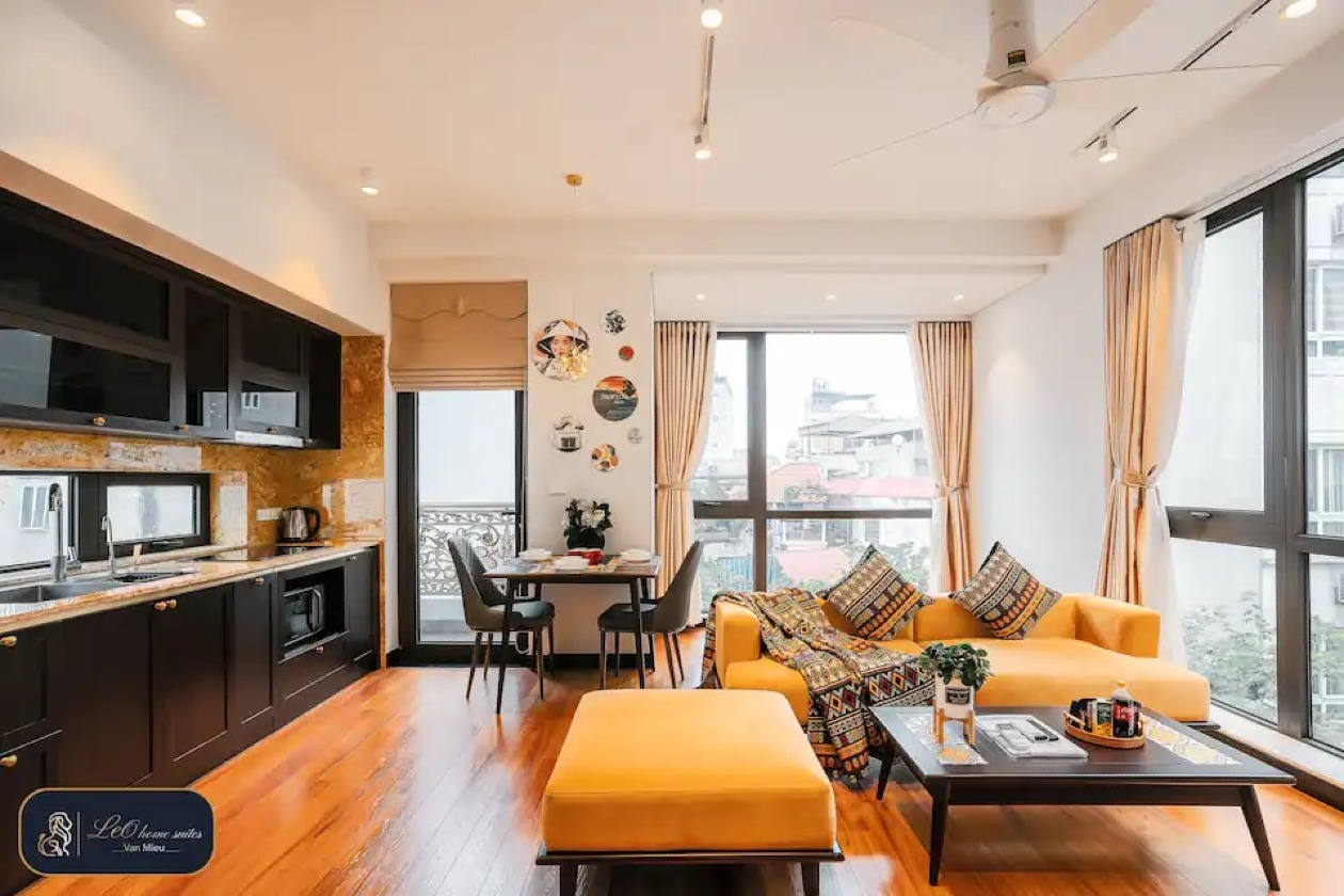 Leo Homesuites VM1