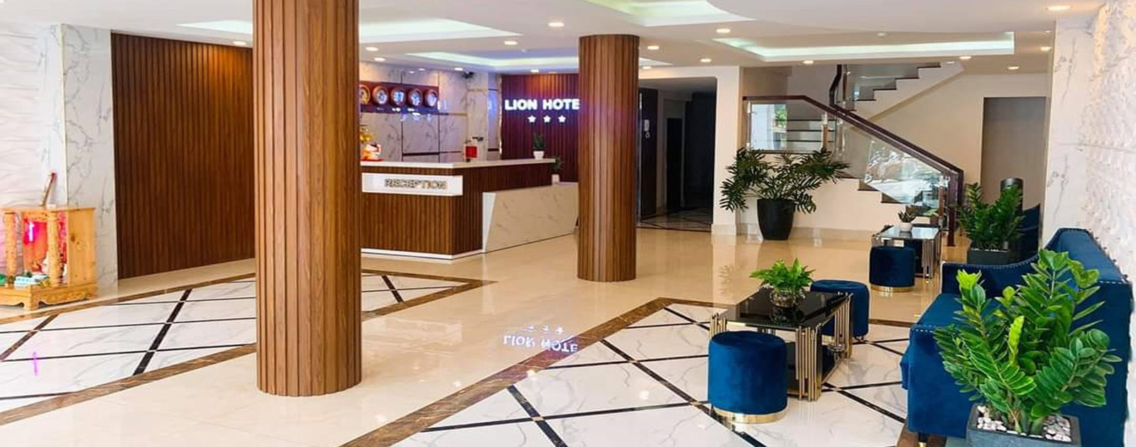 Lion 8 Hotel 3